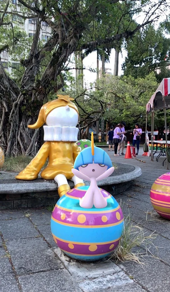 色違拉魯拉絲